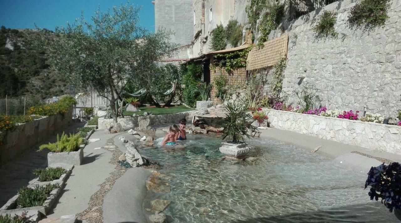 La Casa Del Gelsomino Bed & Breakfast Ragusa Luaran gambar